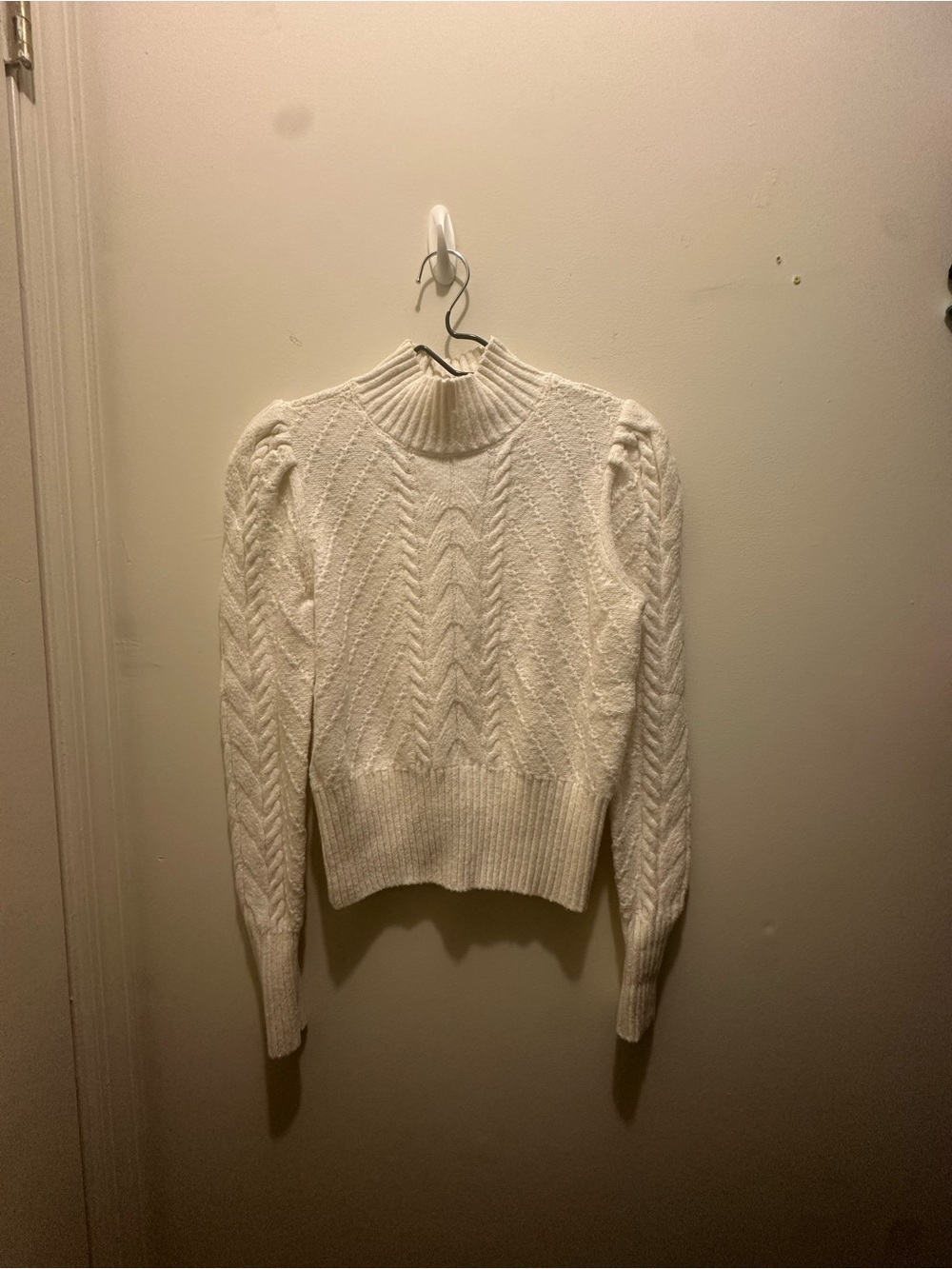 LOFT Ivory Cable Knit Sweater — Size M